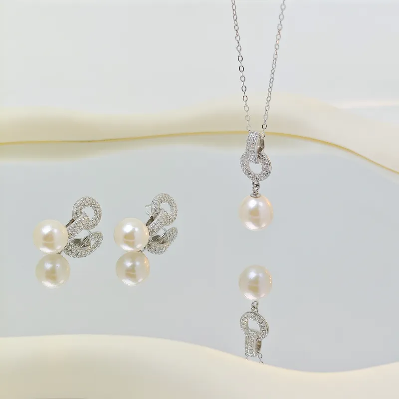 FREE ELF Pearl Necklaces Women's-4