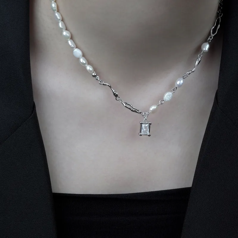 FREE ELF Pearl Necklaces Women's-1