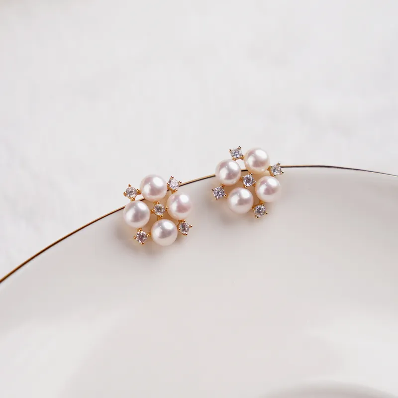 FREE ELF Freshwater Pearl Stud Earrings Women's-1