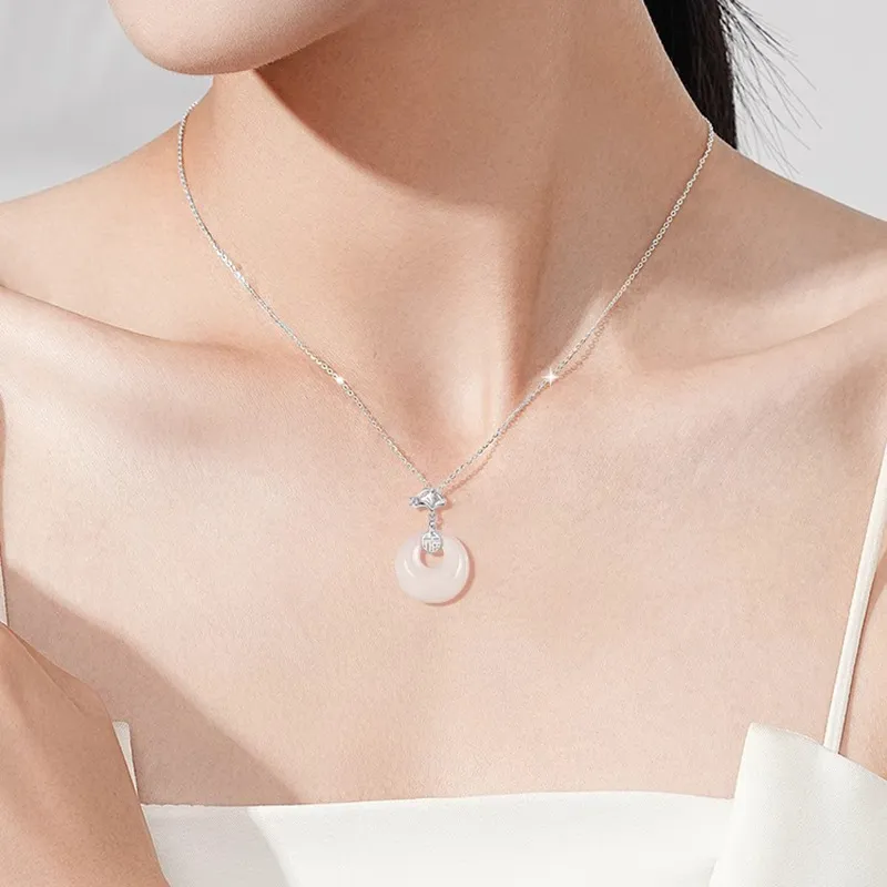 AVIVI Chalcedony Necklaces Women's-1