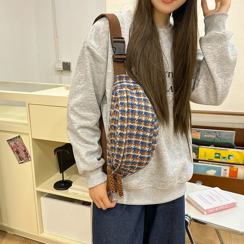 DCLOUD Woolen Sling Bag Women's Yellow/Blue-6