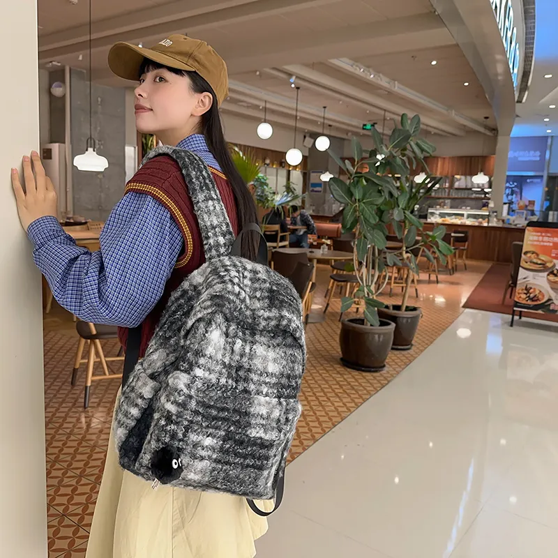 DCLOUD Woolen Backpack Large Size Unisex Black/Blue Orange/Gray Blue/White Green/Blue Purple-3