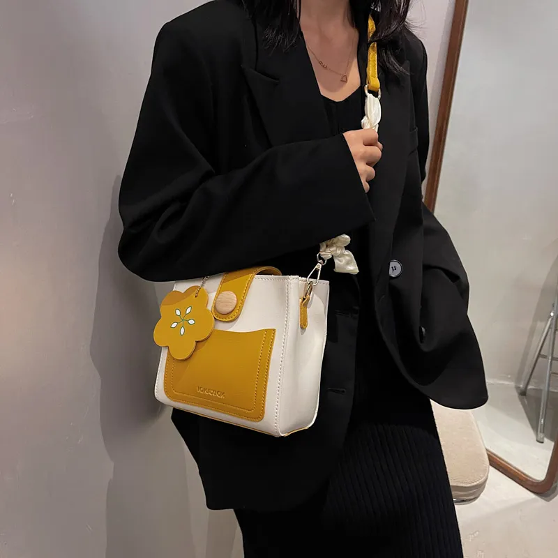 DCLOUD PU Crossbody Bag Women's Ecru/Yellow/Green/Black/Red/Orange-8
