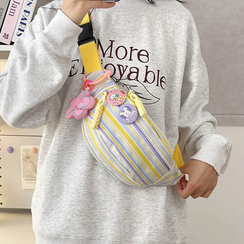DCLOUD Nylon Sling Bag Regular Women's Multicolor-23