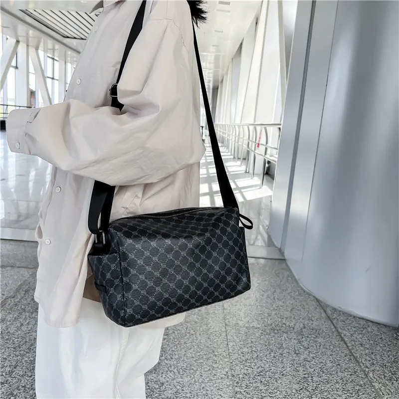 DCLOUD Crossbody Bags-4