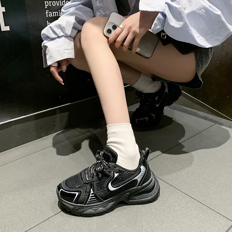 Yalu Abrasion Resistant Low Top Chunky Sneakers Women's-6