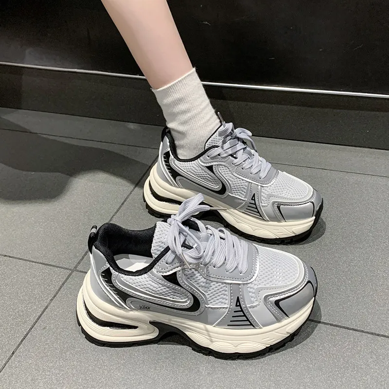 Yalu Abrasion Resistant Low Top Chunky Sneakers Women's-1
