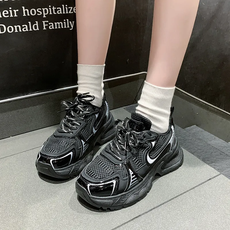 Yalu Abrasion Resistant Low Top Chunky Sneakers Women's-7