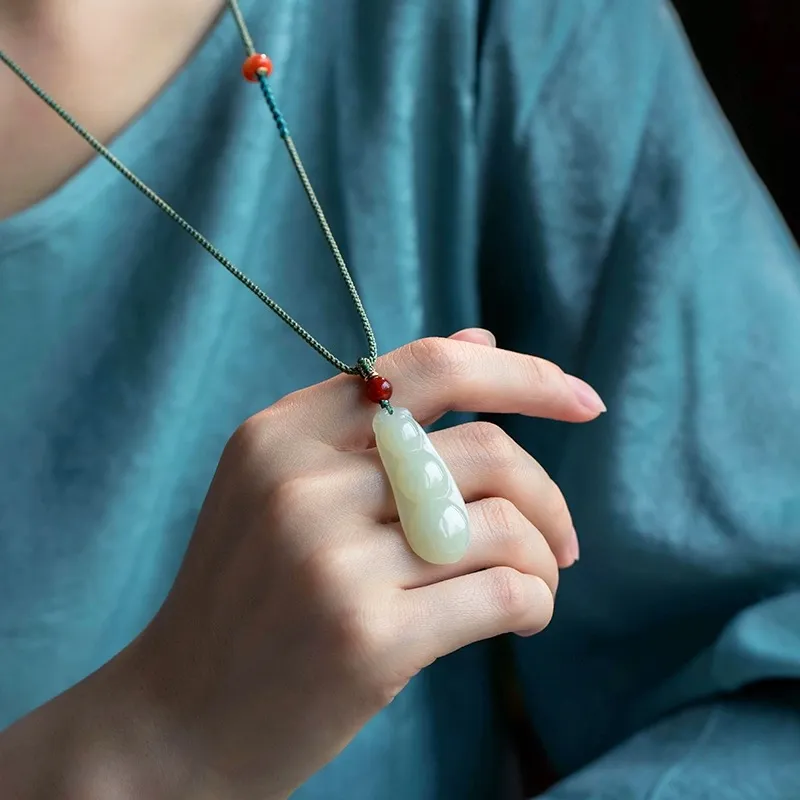 Zhen Yu Zhen Pin Hetian Jade Necklaces Pale Greenish White Jade Unisex-2
