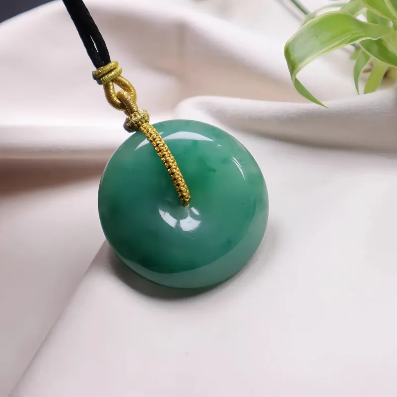Zhen Yu Zhen Pin Dulong Jade Necklaces Unisex-1