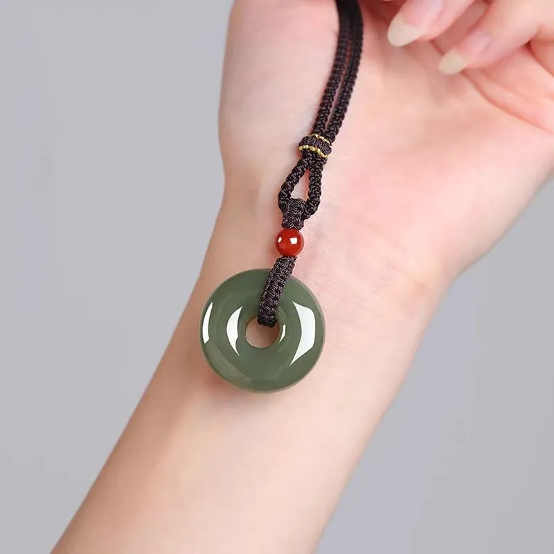 Zhen Yu Zhen Pin Necklaces Green Jade Unisex-4
