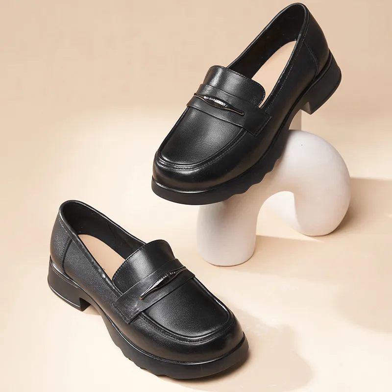 AOKANG Loafers Women's Black/Ecru-6