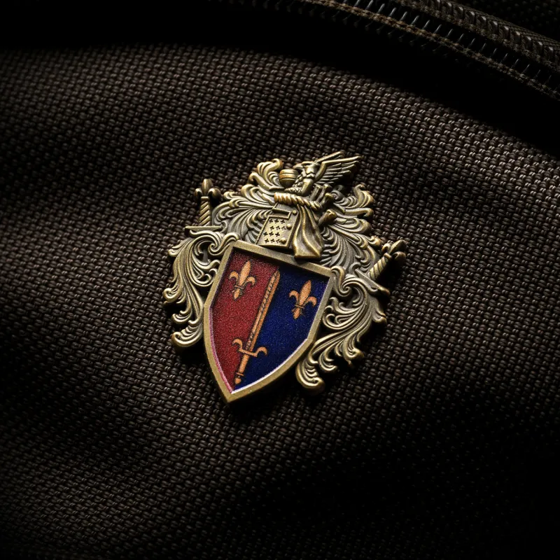 STARFORGED Warhammer Old World Merch Batoania Knight Shield Emblem Carcassonne Army Flag Faction Brooch Badges-2