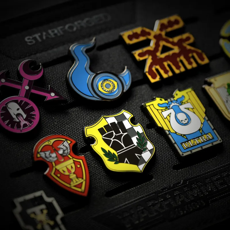 STARFORGED The Seal Of The Eccentric Multicolor Enamel Brooch Starforged Warhammer 40K Faction Collection Badges-4