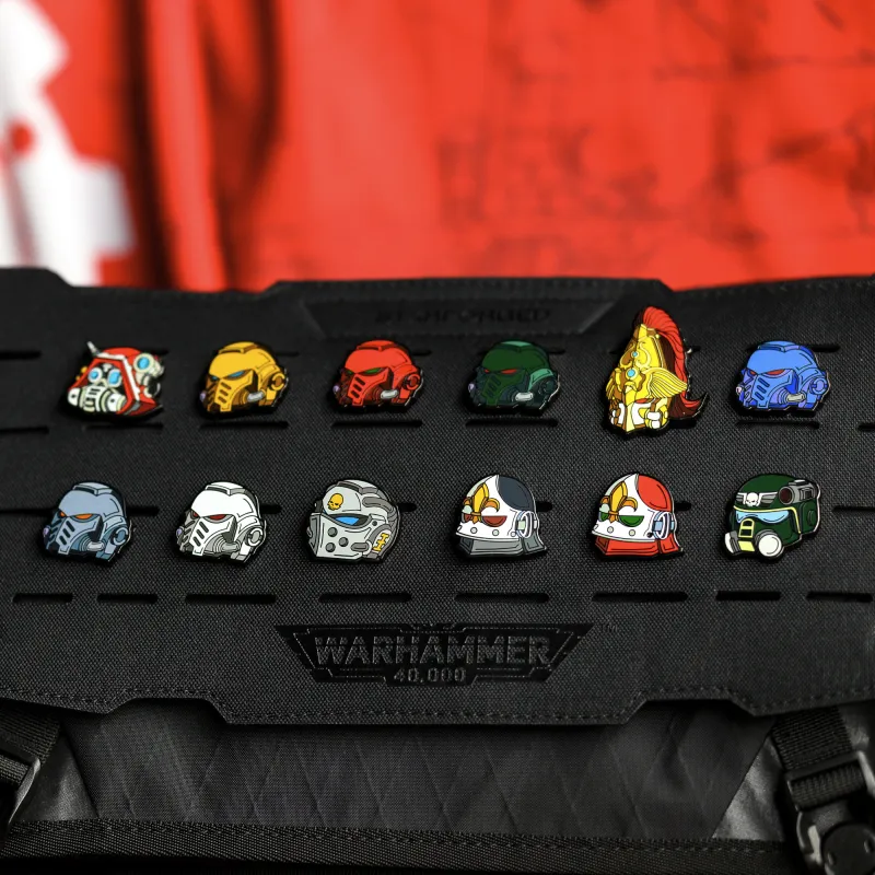 STARFORGED Imperial Fist, Warhammer 40K Space Marines Imperial Armed Forces Helmet Badges-3