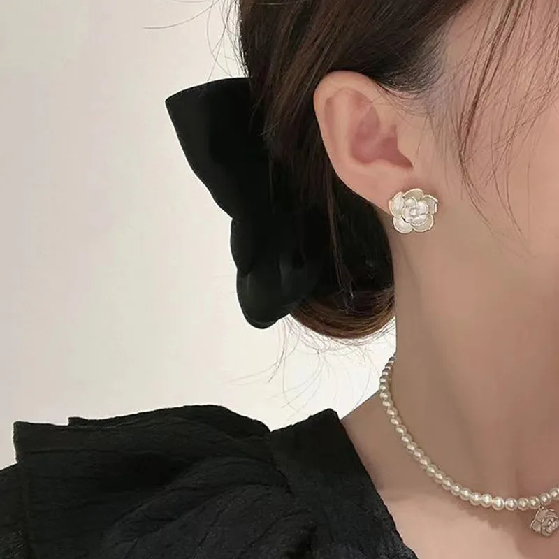 JONNY MOORE Zinc Alloy Stud Earrings Women's-1