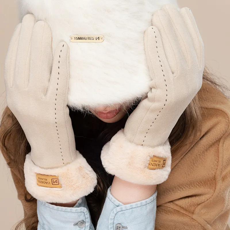 15 MINS 92% Polyester 8% Elastane Knit Gloves Women's-1