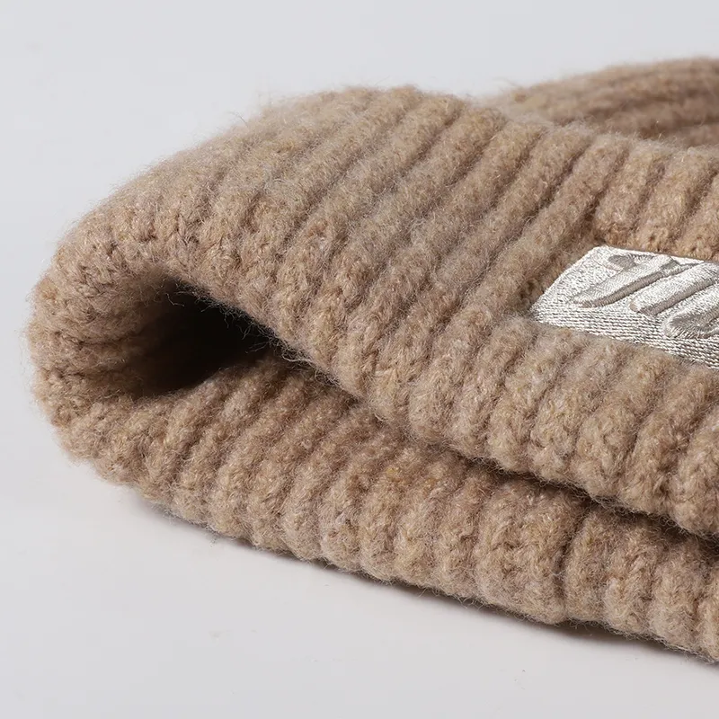 15 MINS Cashmere Blend Beanies Unisex Ecru Oat Gray Black-1
