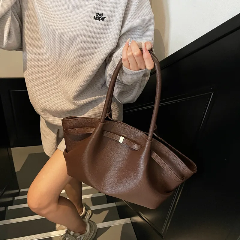 XIANGSU Pu Shoulder Bag Regular Women's White/Black/Red/Khaki/Coffee-27