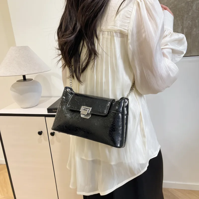 XIANGSU PU Shoulder Bag Women's Ecru/Silver/Black/Red/Pink/Brown-15