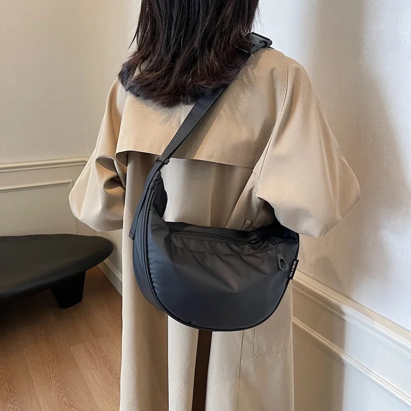 XIANGSU Fabric Shoulder Bag Women's Black-1