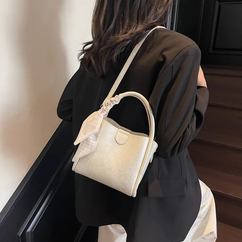 XIANGSU PU Shoulder Bag Women's White/Ecru/Black-9