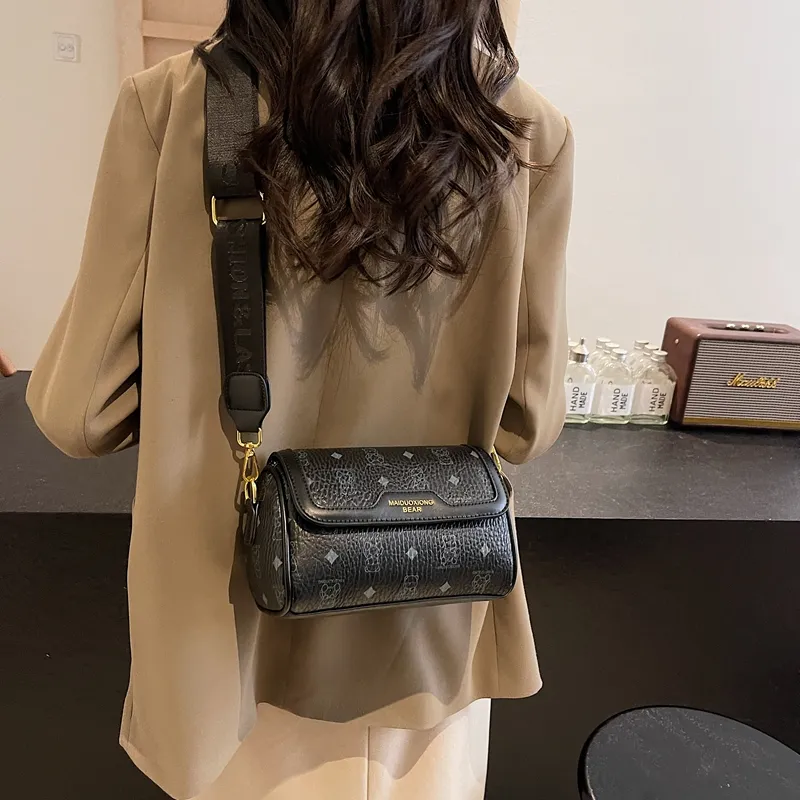 XIANGSU PU Crossbody Bag Shoulder Bag Regular Women's Pink/Black & White/Black/Ecru/Brown-14