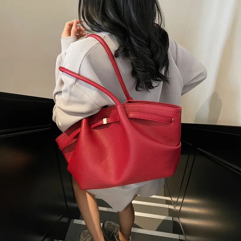 XIANGSU Pu Shoulder Bag Regular Women's White/Black/Red/Khaki/Coffee-17