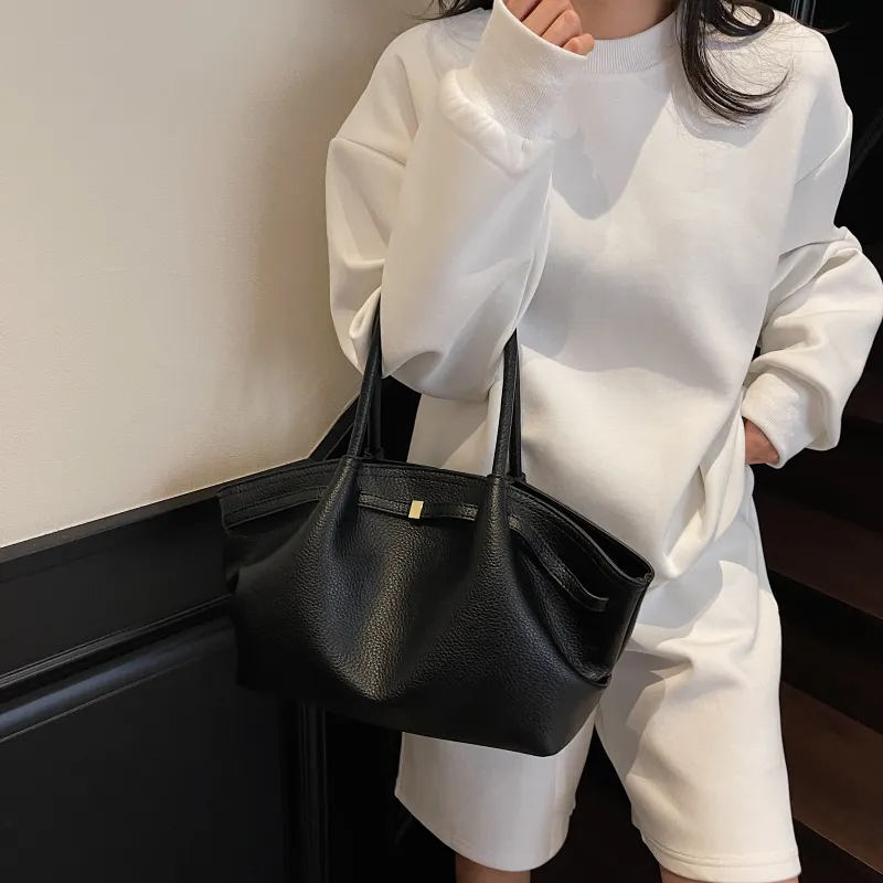 XIANGSU Pu Shoulder Bag Regular Women's White/Black/Red/Khaki/Coffee-11