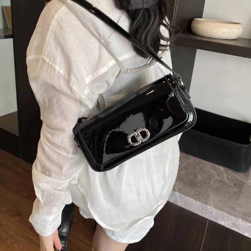 XIANGSU PU Shoulder Bag Regular Women's White/Silver/Black/Pink/Green/Red-14