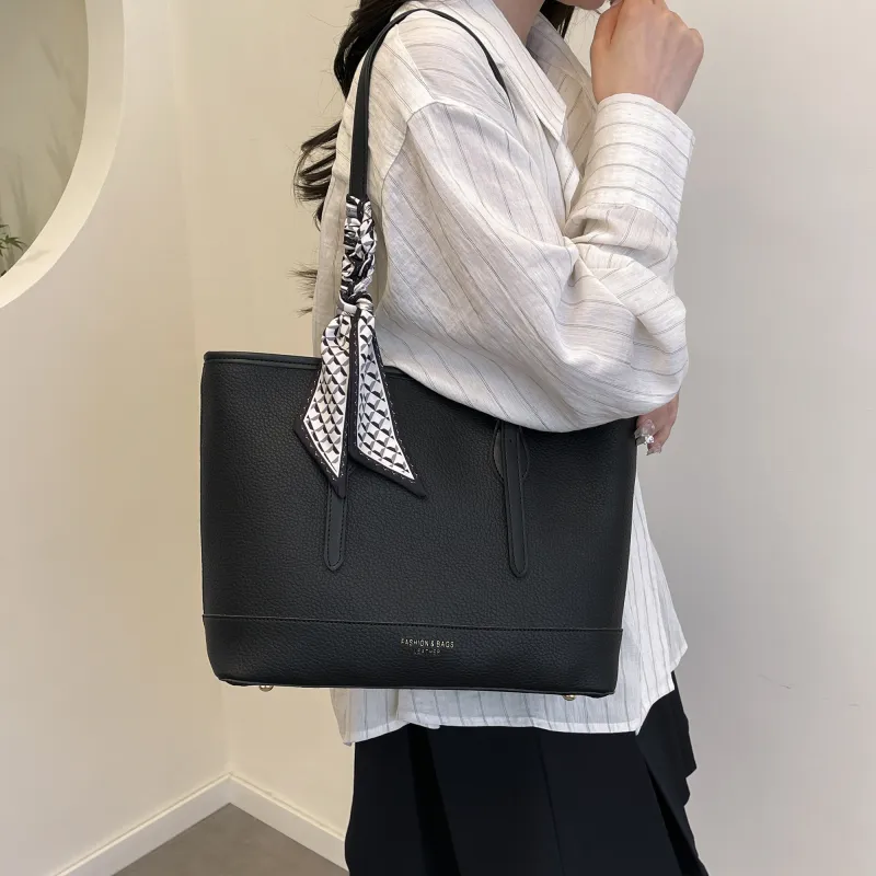 XIANGSU Pu Shoulder Bag Women's White/Black/Khaki/Brown-8
