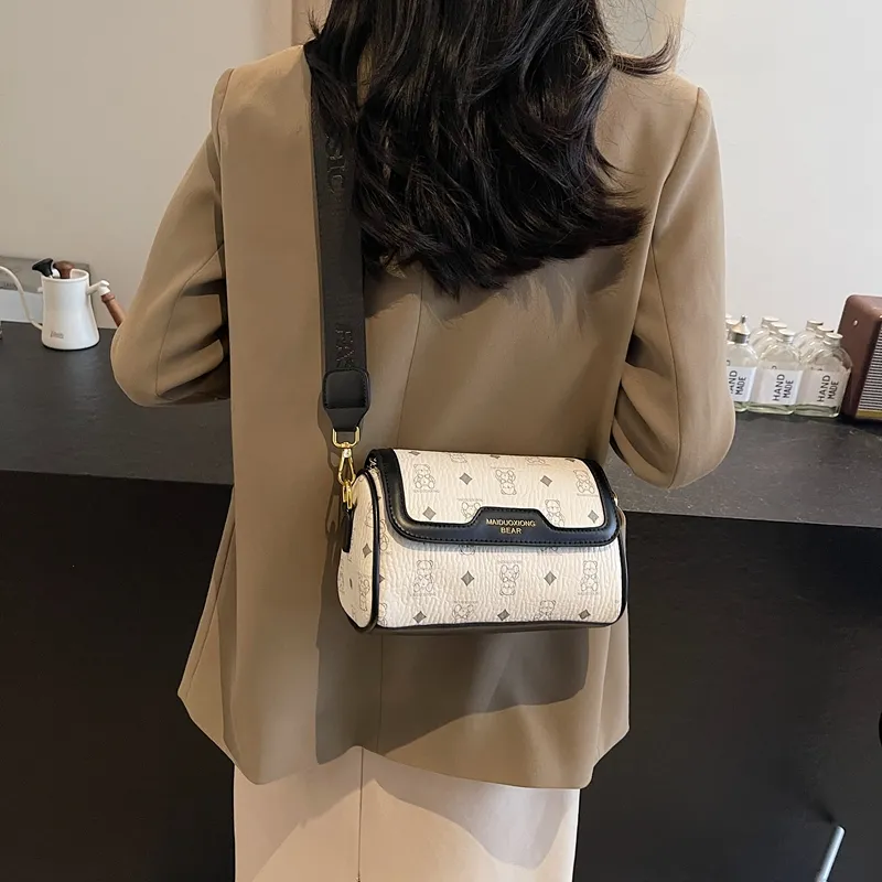 XIANGSU PU Crossbody Bag Shoulder Bag Regular Women's Pink/Black & White/Black/Ecru/Brown-9