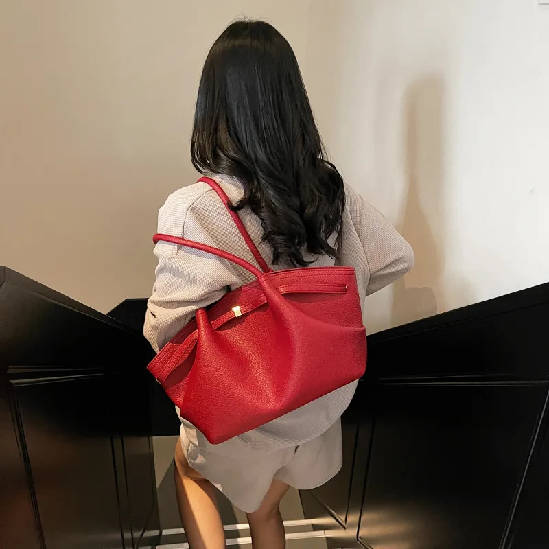 XIANGSU Pu Shoulder Bag Regular Women's White/Black/Red/Khaki/Coffee-16