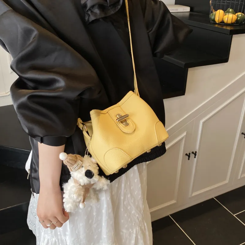 XIANGSU PU Crossbody One Shoulder Handbag Women's White/Black/Yellow/Blue-16