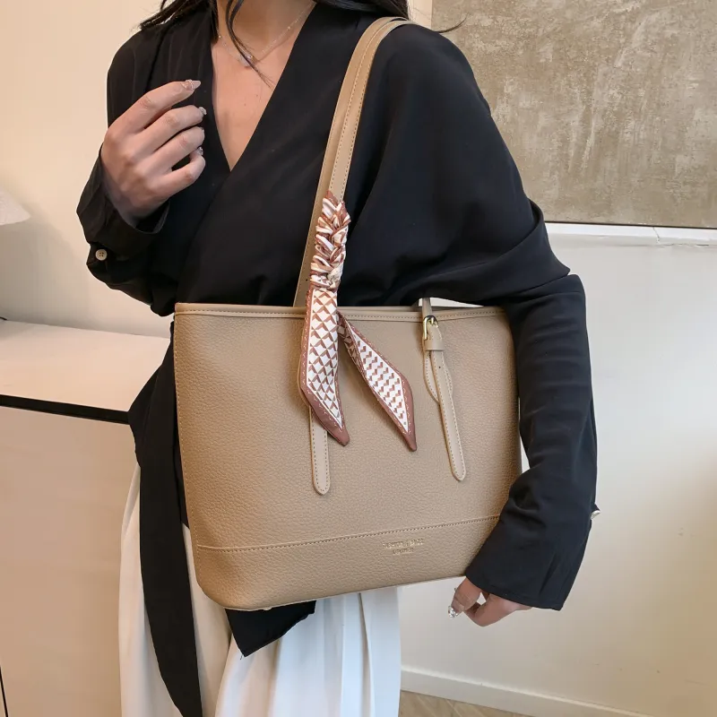 XIANGSU Pu Shoulder Bag Women's White/Black/Khaki/Brown-13