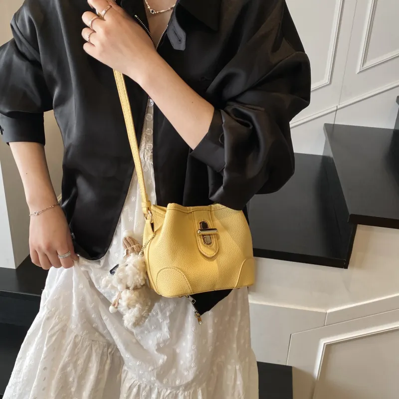 XIANGSU PU Crossbody One Shoulder Handbag Women's White/Black/Yellow/Blue-14