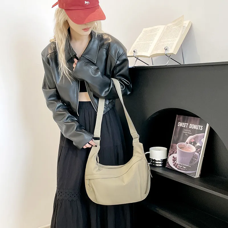 XIANGSU Nylon Shoulder Bag Regular Unisex Multicolor-9