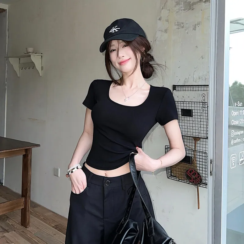 ERIRI Regular T Shirt Women's Black-3