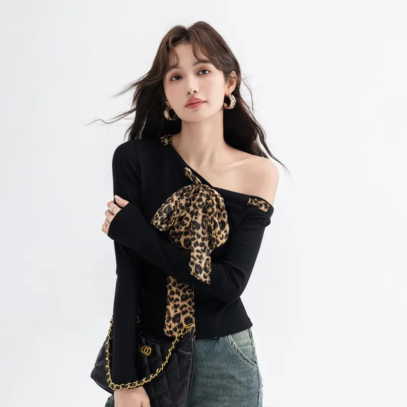 ERIRI T-Shirts Women's Black-1