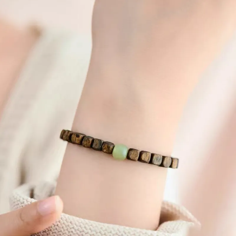 RIXIANGWAN Fragrance Agarwood Bracelets Unisex-1
