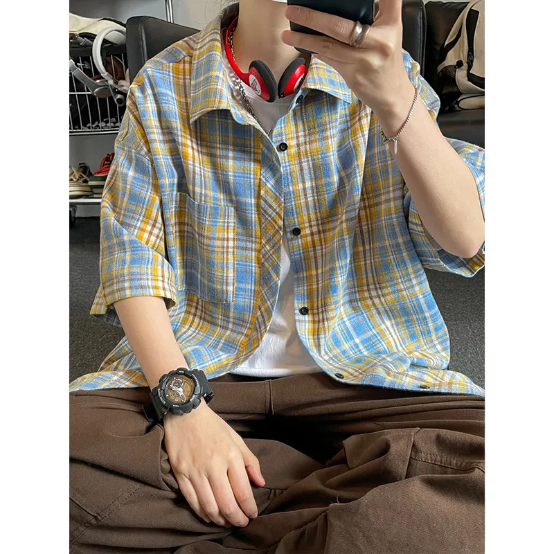 Love Monster Shirts Unisex Yellow Plaid Short Sleeved-1