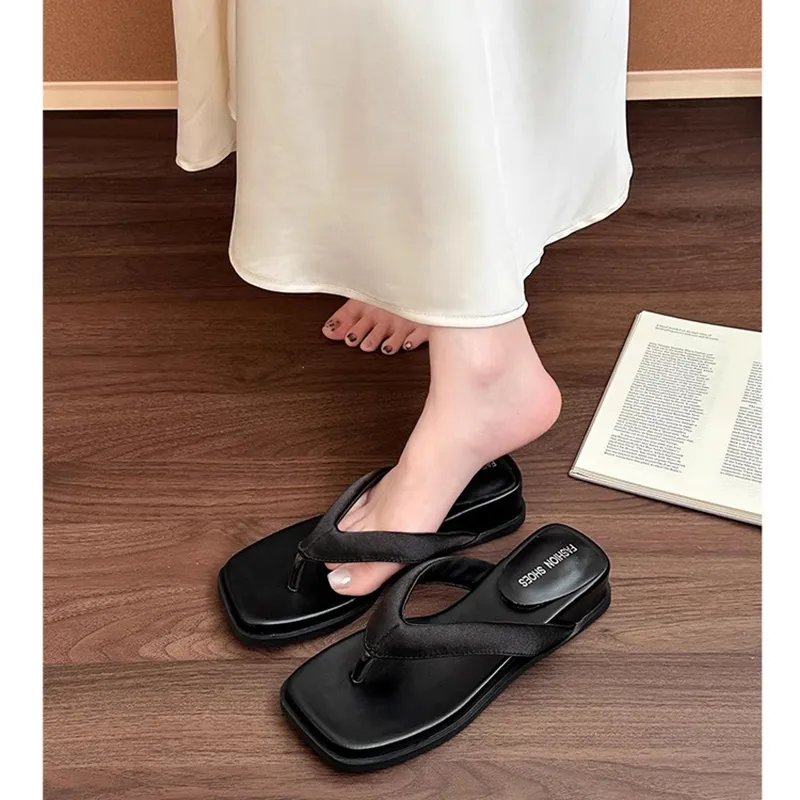 LXVB Flip Flops Women's-1