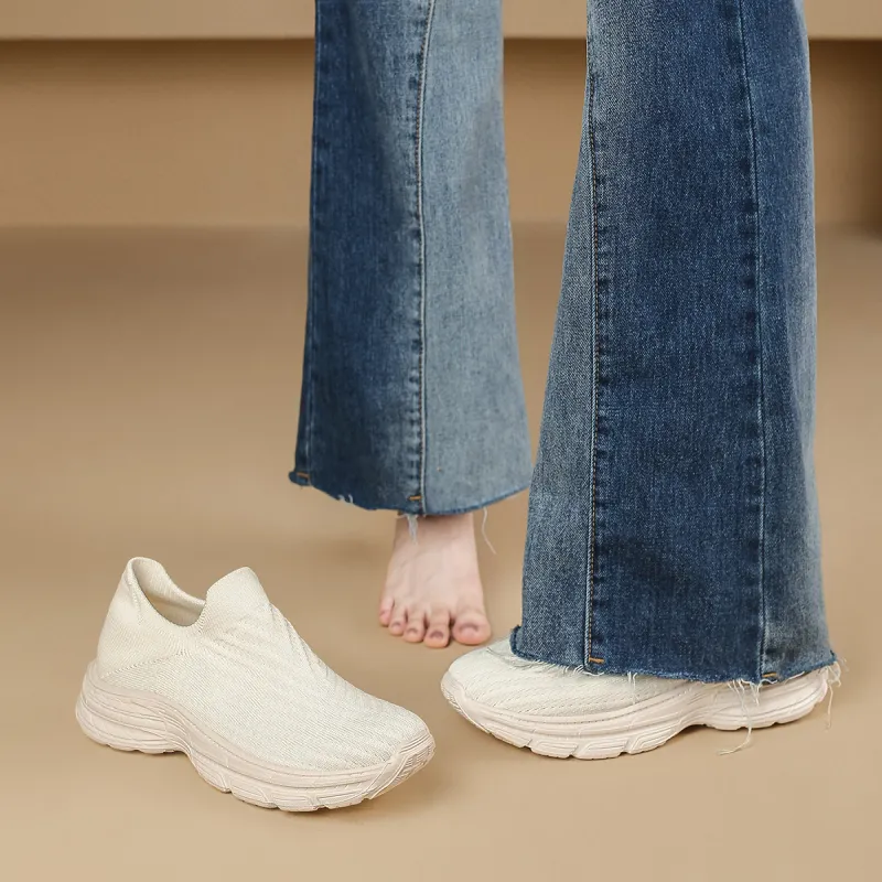 FOXER Anti Slip And Wear Resistant Lightweight Low Top Casual Shoes Women's-2