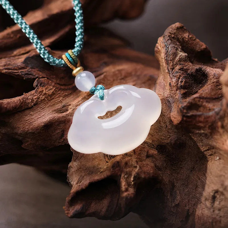 Zhou Jifeng Chalcedony Necklaces Unisex-3