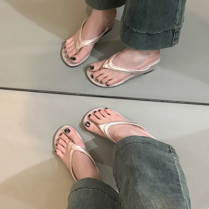 NUNZ Rubber Sole Flip Flops Women's-3