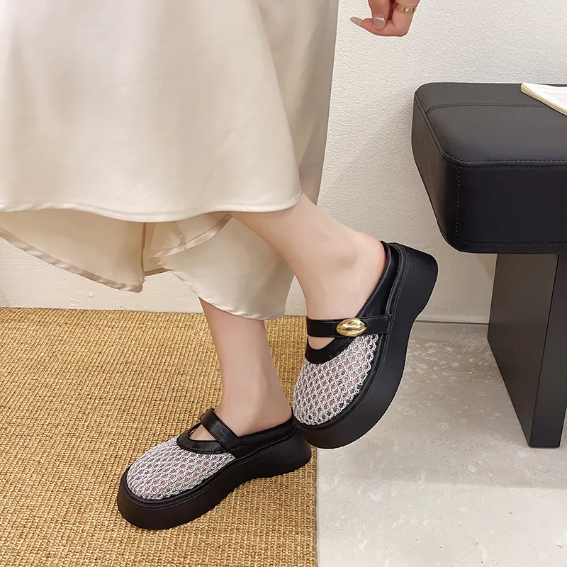 NUNZ Rubber Sole Odor Resistant Closed Toe Slippers Women's-9