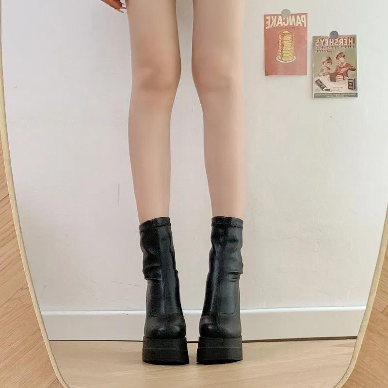NUNZ Ankle Boots Women's Black Glossy/Black Matte/White-16