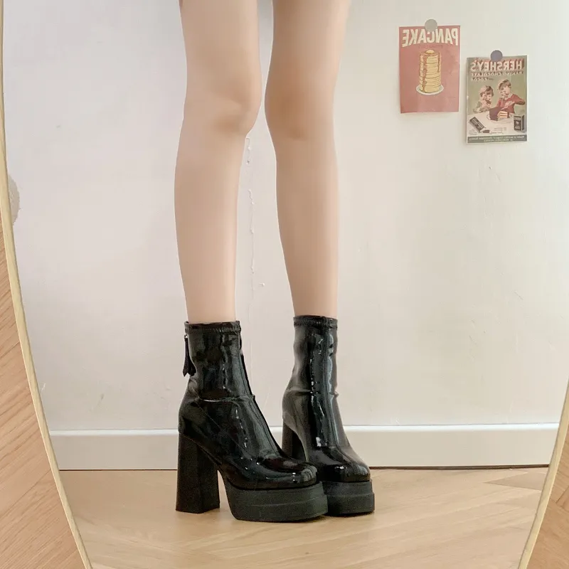 NUNZ Ankle Boots Women's Black Glossy/Black Matte/White-5