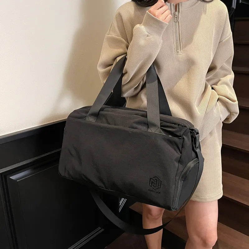 Yalu Nylon Travel Bag Multicolor-1