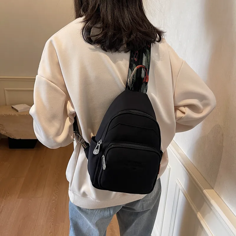 Yalu Nylon Sling Bag Backpack Unisex White/Black-8